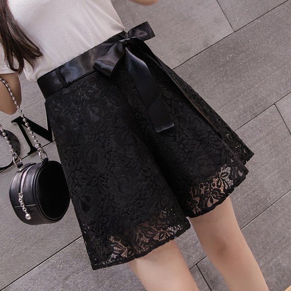 Pantaloni eleganti de dama din dantela - model larg cu talie inalta