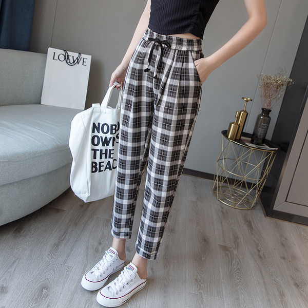 Pantaloni casual dama in carouri cu talie inalta