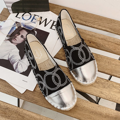 Pantofi casual dama argintii si negri cu pietre