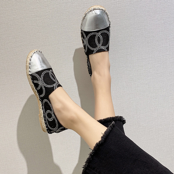 Pantofi casual dama argintii si negri cu pietre