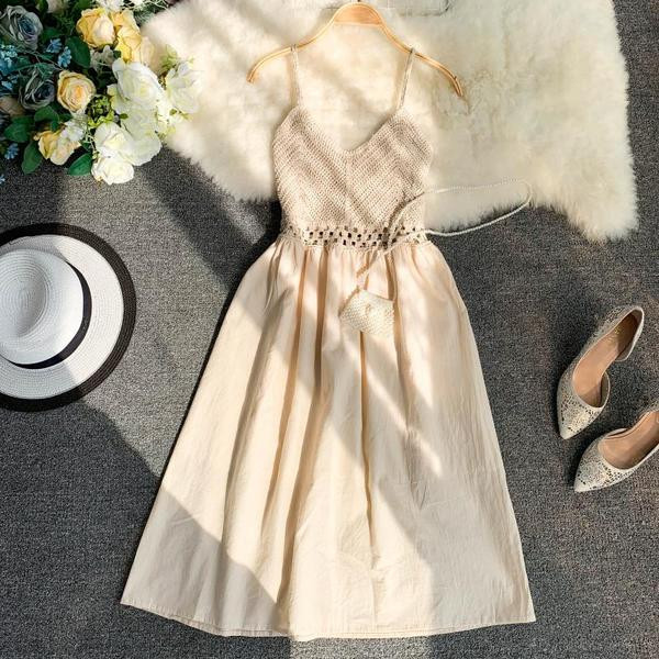 Rochie moderna de dama cu bretele subtiri si decolteu in V in mai multe culori