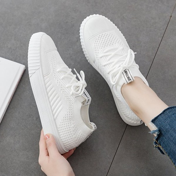 Γυναικεία casual αθλητικά παπούτσια με ίσια πέλματα και  κορδόνια σε τέσσερα χρώματα