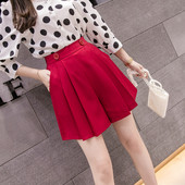 Pantaloni scurti eleganti de dama in trei culori cu talie inalta