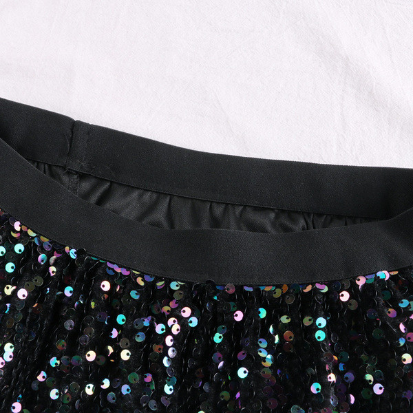 Fusta de dama moderna in trei culori cu paiete