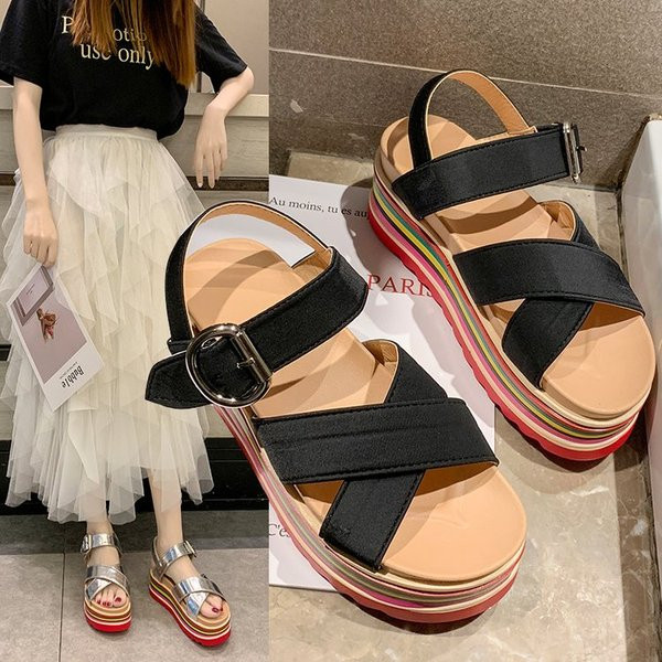 Sandale de dama colorate moderne in trei culori si inchidere metalica