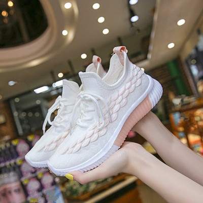 Μοντέρνα γυναικεία αθλητικά παπούτσια  σε τέσσερα χρώματα με δεσμούς