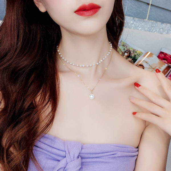 Colier de dama modern de culoare aurie - cu perle