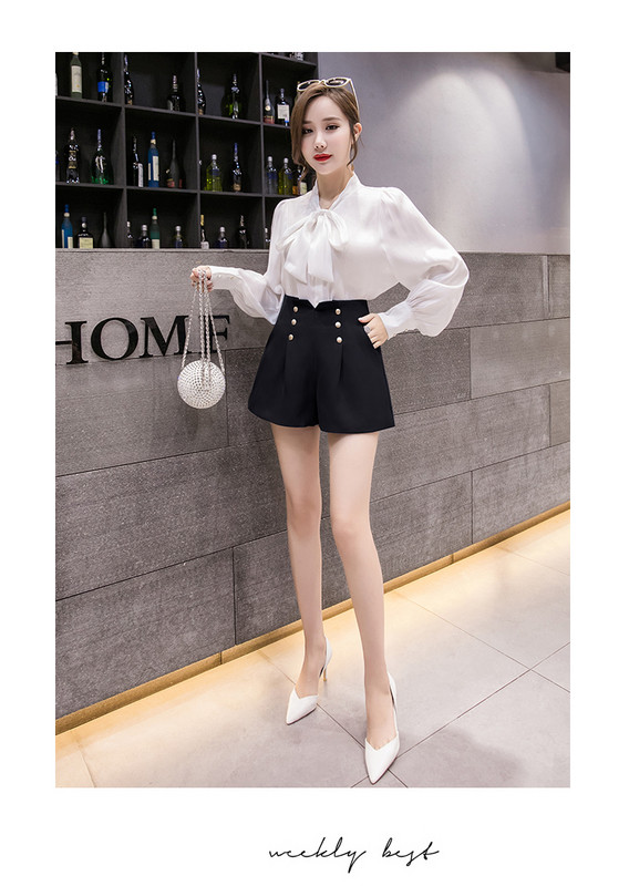 Pantaloni scurti eleganti de dama cu talie inalta in negru