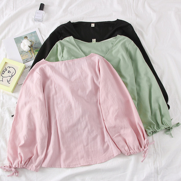 Bluză de damă de ultimă oră, în patru culori, cu cravate