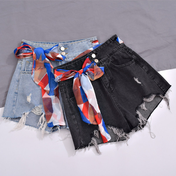 Blugi scurti de dama cu panglica in albastru si negru