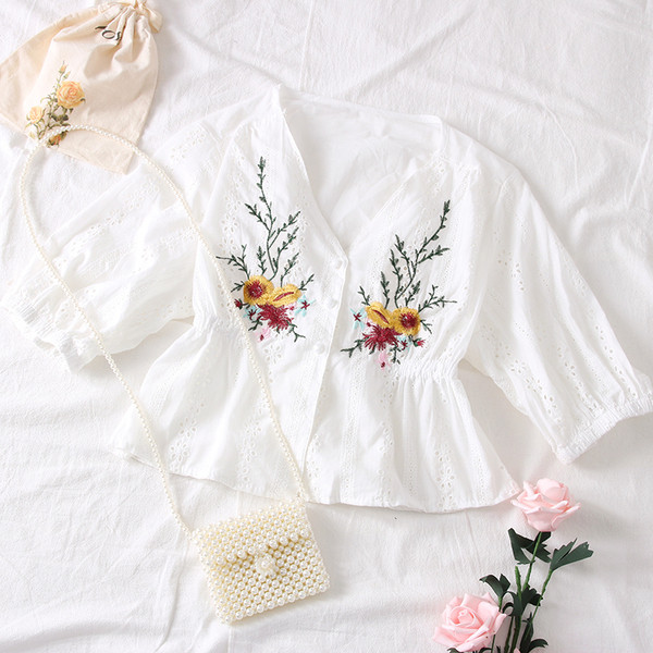 Cămașă modernă de damă în trei culori cu broderie
