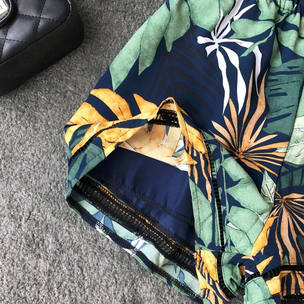 Salopeta de dama moderna cu model floral in doua culori