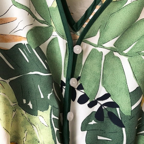 Salopeta de dama moderna cu model floral in doua culori