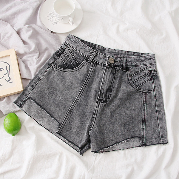 Blugi scurti de dama in gri si albastru cu buzunare