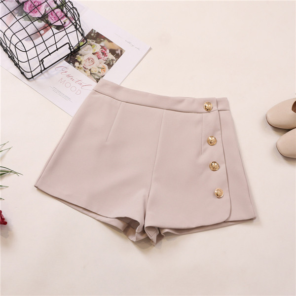 Stílusos női rövidnadrág gombokkal több színben