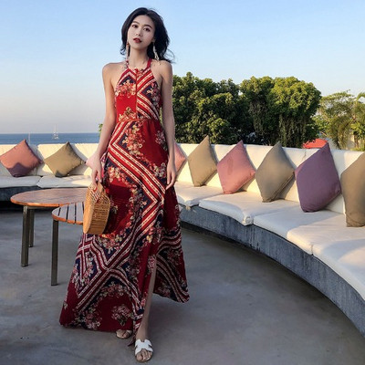 Rochie lungă de damă elegantă, cu spatele gol