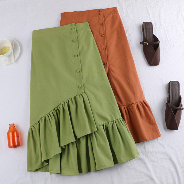 Fusta de dama moderna in cinci culori cu nasturi