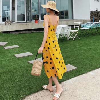 Rochie lunga de dama actuala de culoare galbena cu buline cu bretele subtiri