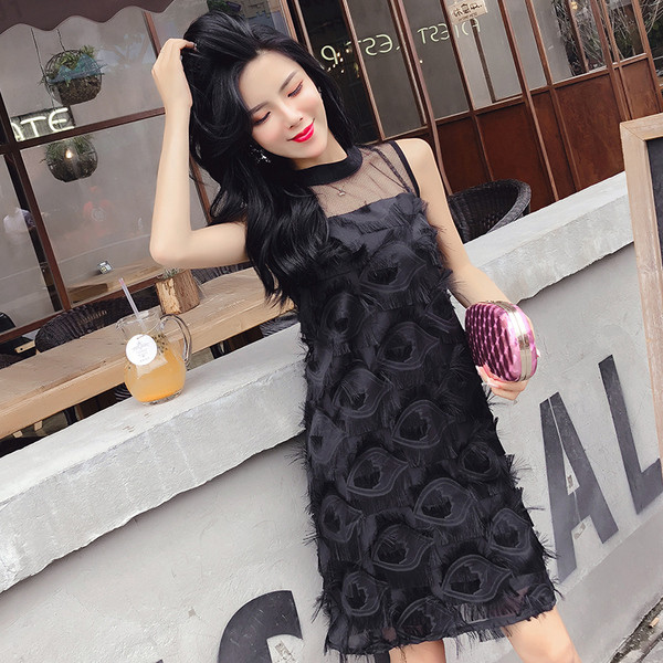 Rochie elegantă de damă în alb-negru