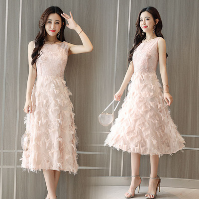 Rochie eleganta de dama in alb si roz