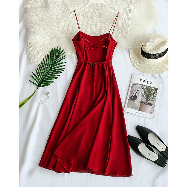 Rochie casual de dama in negru si rosu cu bretele subtiri