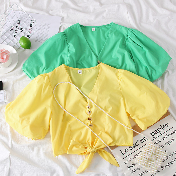 Bluză de damă modernă în patru culori cu nasturi