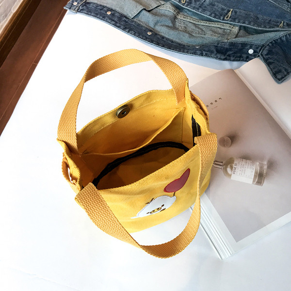 Geanta de zi cu zi pentru copii cu aplicatie in mai multe culori