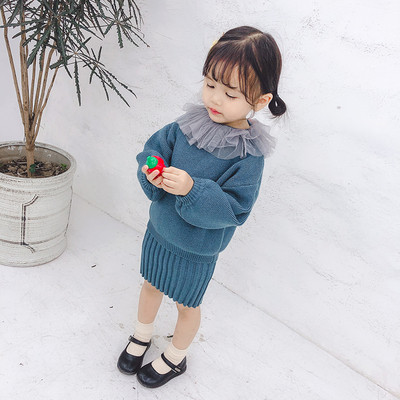 Set modern pentru copii pentru fete care include o rochie și un pulover în albastru