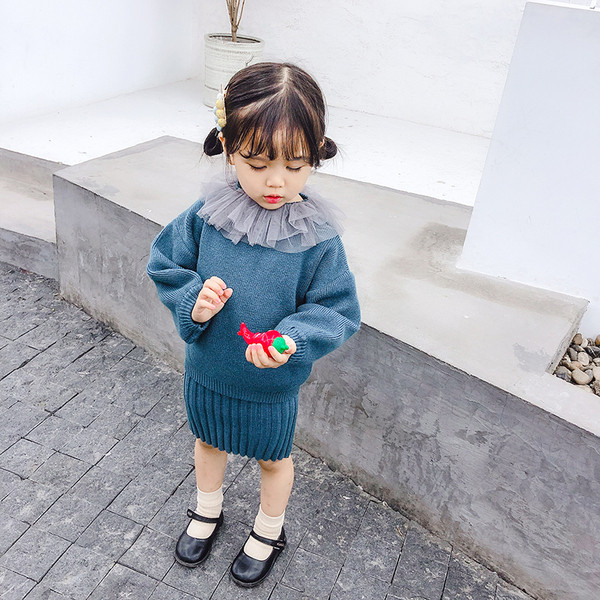 Set modern pentru copii pentru fete care include o rochie și un pulover în albastru