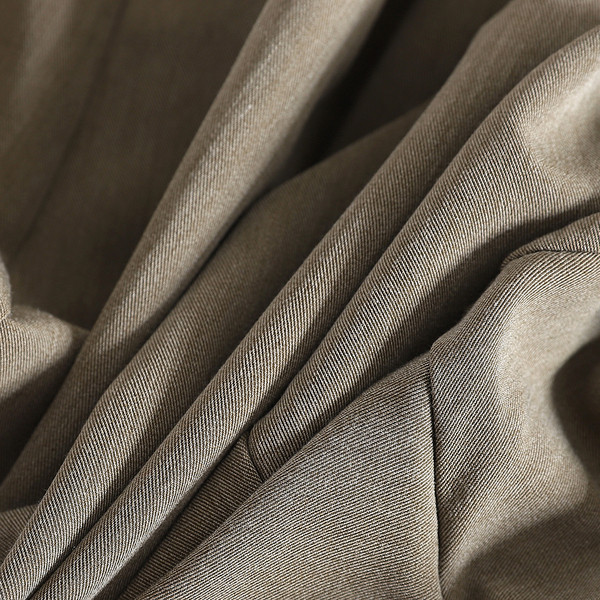 Geaca scurta de dama cu maneci 3/4 in negru si verde