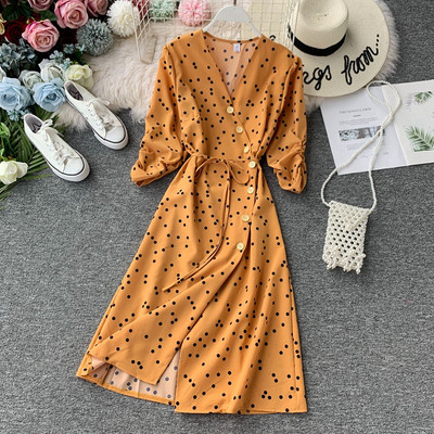 Rochie moderna de dama cu buline cu maneci 3/4