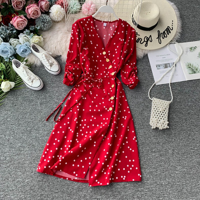 Rochie moderna de dama cu buline cu maneci 3/4