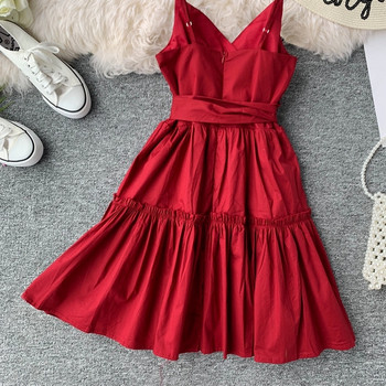 Rochie de dama cu panglica rosie