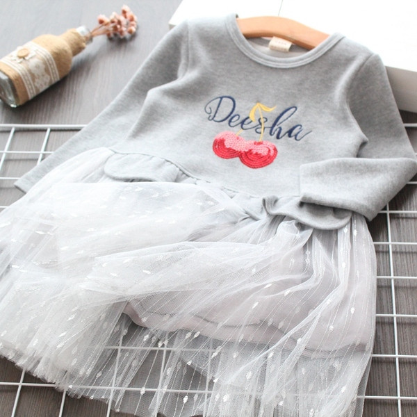 Rochie moderna pentru copii pentru fete cu tul in gri si roz