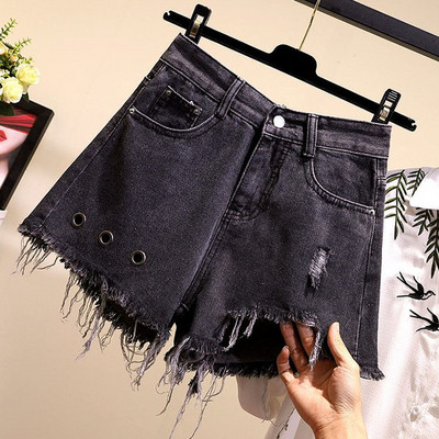 Pantaloni scurți casual de damă în gri