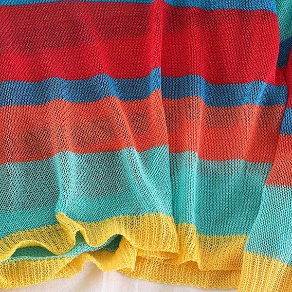 Pulover de damă cu dungi colorate - două culori