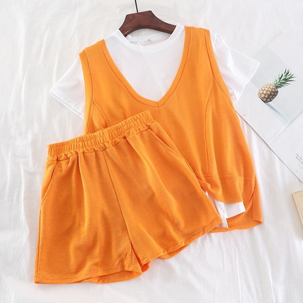 Trusa sport pentru femei în două părți - trei culori