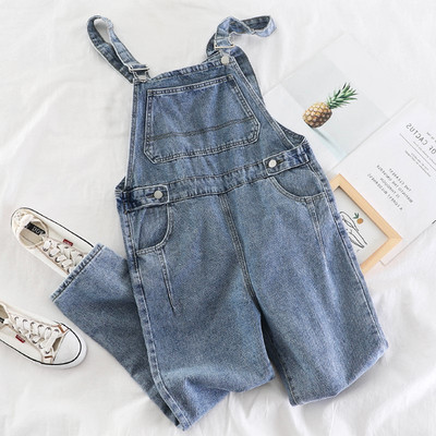 Model nou de salopete de dama din denim de culoare albastra