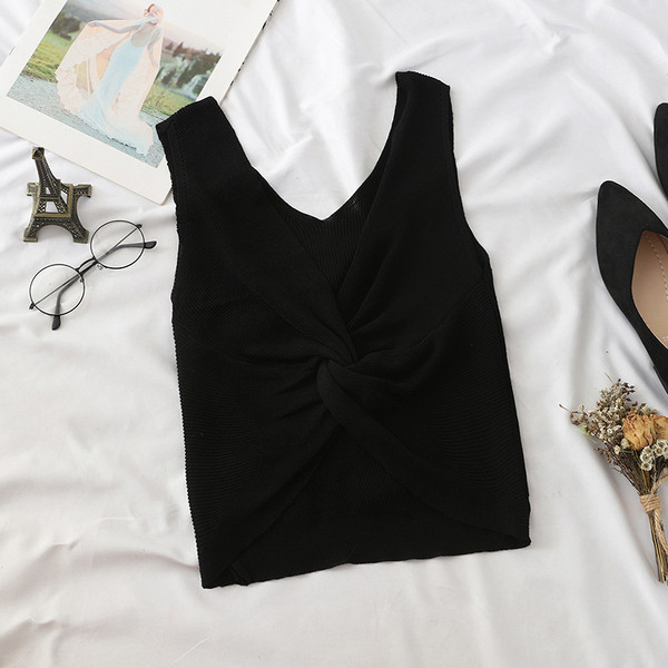 Maieu de damă în trei culori cu decolteu în V