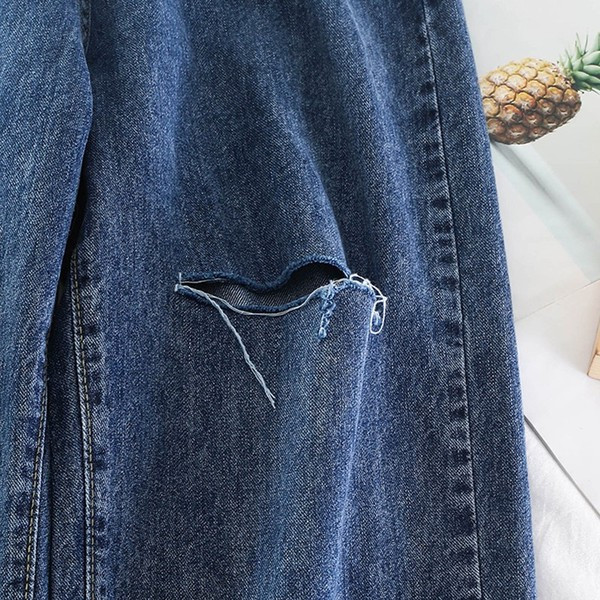 Blugi de dama moderni cu motive rupte si curea in albastru