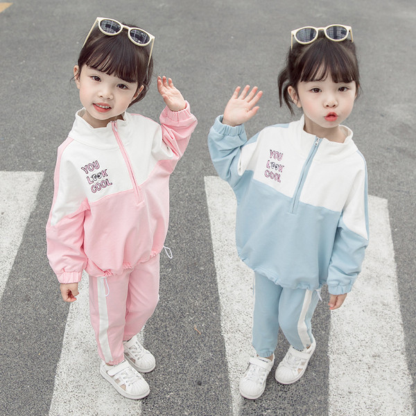 Set sport pentru copii pentru fete in doua parti in roz si albastru