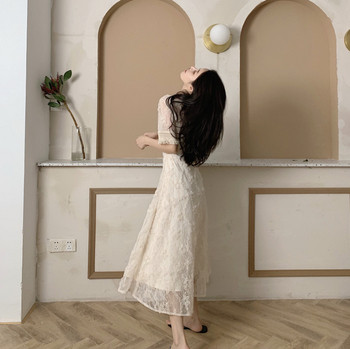 Actuala rochie lunga de dama cu dantela