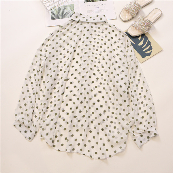 Cămașă de damă modernă cu buline în mai multe culori