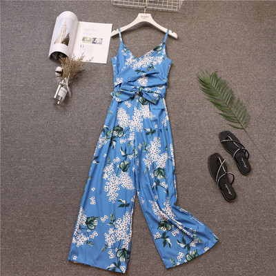 Stílusos női jumpsuit virágmintával, többféle színben