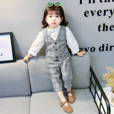 Set elegant pentru copii, care include o vestă și pantaloni de culoare gri