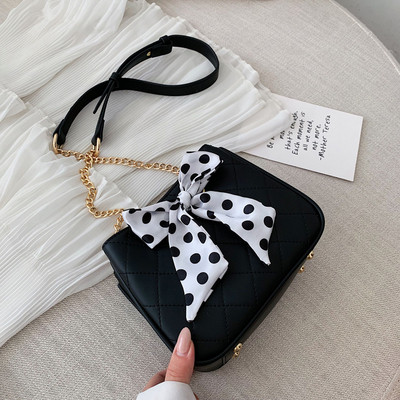 Geanta de dama moderna cu panglica si maner lung