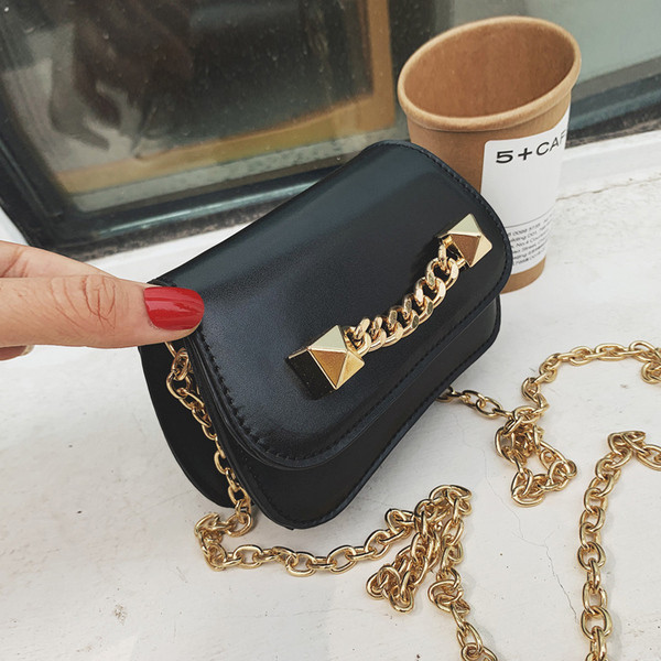 Geanta de dama cu lant metalic in mai multe culori