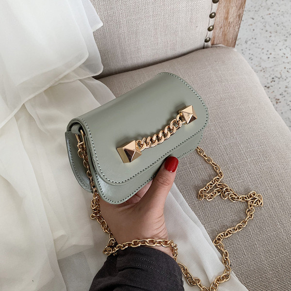 Geanta de dama cu lant metalic in mai multe culori