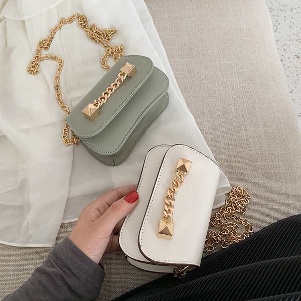 Geanta de dama cu lant metalic in mai multe culori