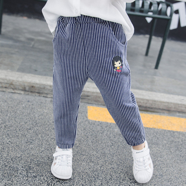 Pantaloni copii la modă pentru fete în două culori cu broderie